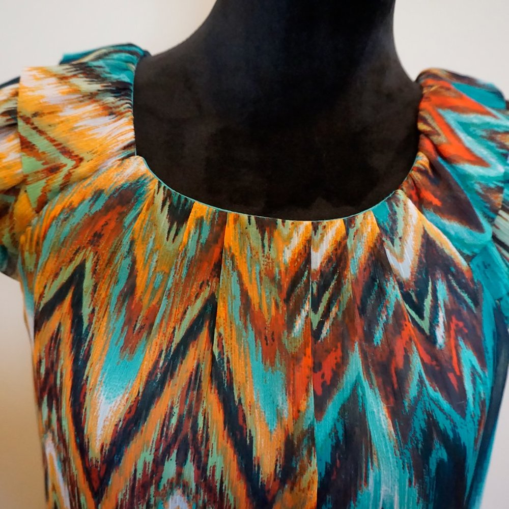 Zig Zag Patterned Multi-Color Midi Dress by Rabbit - Picture 2 of 7